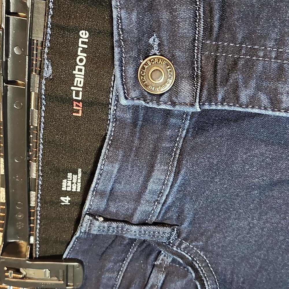 Liz Claiborne Blue Jeans Sz 14 - Picture 2 of 4